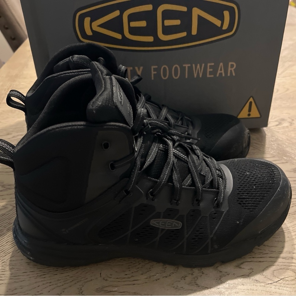 Man's Boots KEEN Utility Vista Energy Mid Int. MeT Us 14EE